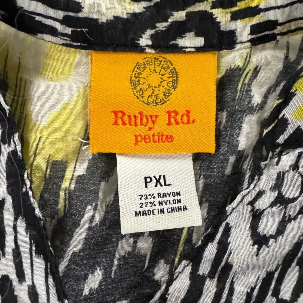 Ruby Rd Petite Button Up Top Womens PXL Black Yellow Ikat Print Exc Short Slv